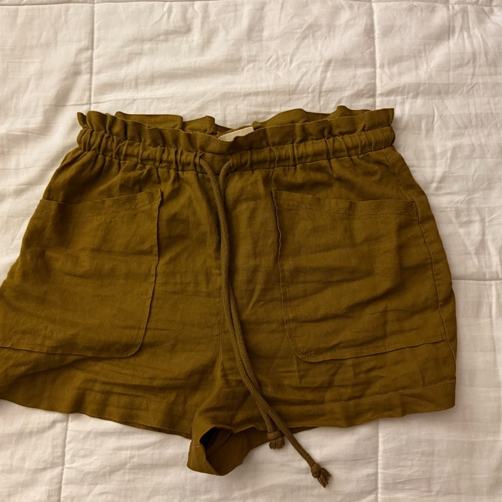 Universal Thread High Waist Mustard Shorts